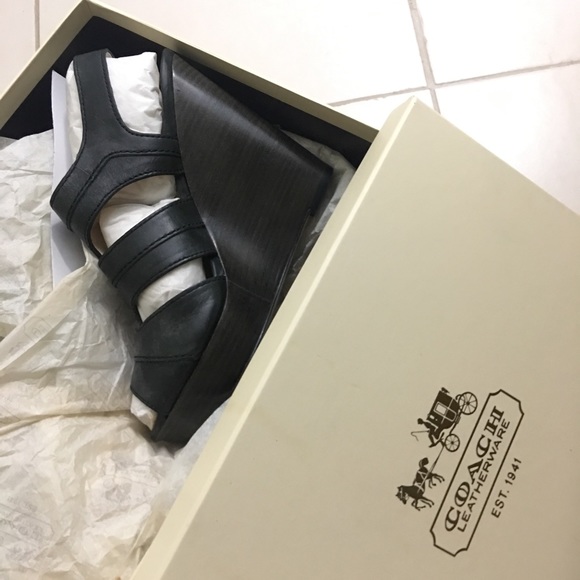Coach vegan leather wedges - Picture 5 of 5